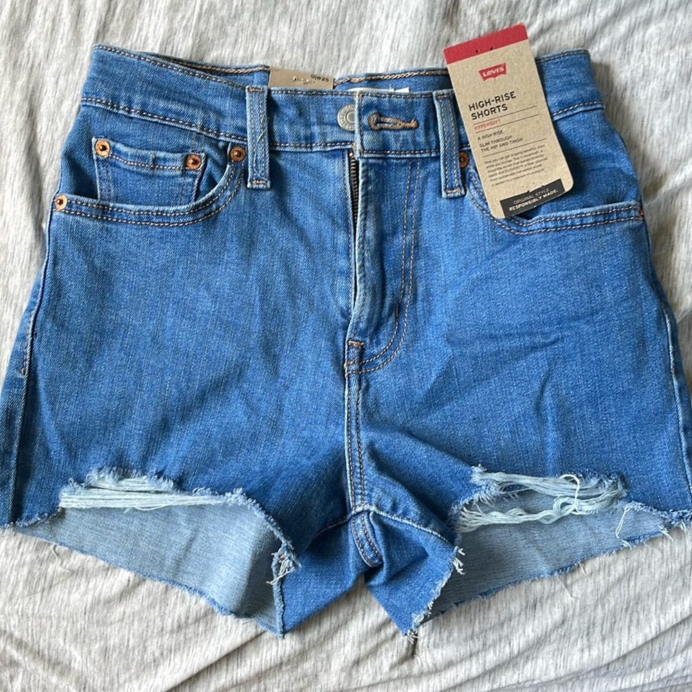 Levi’s Jean Shorts NWT